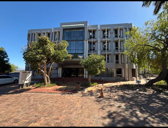 170M² OFFICE TO LET IN TYGER VALLEY